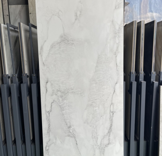 Gạch Ấn Độ CALCUTTA SUPER (800X1800mm)